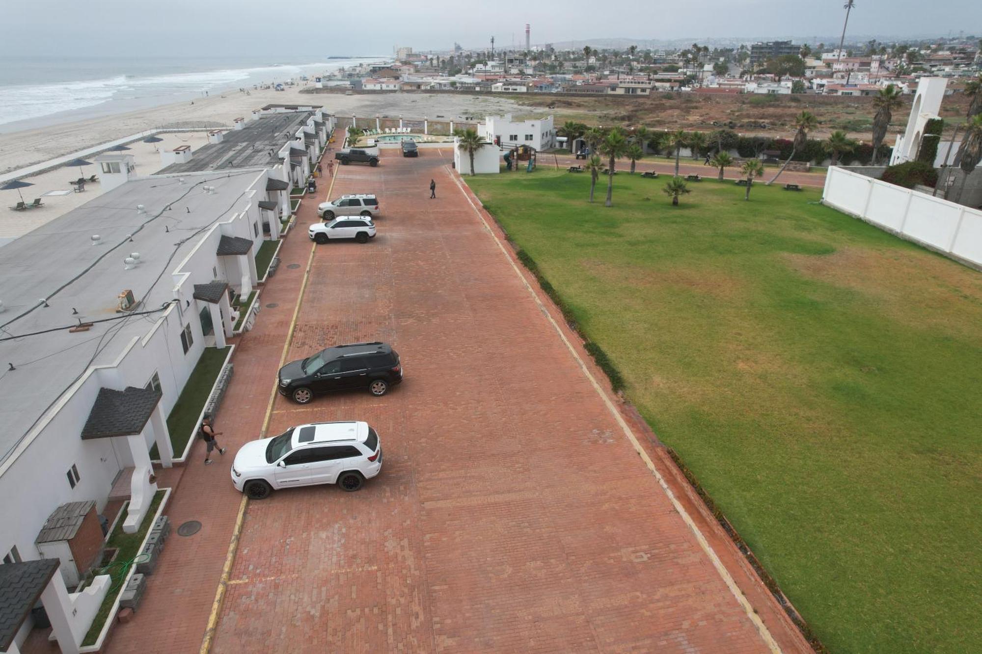 Quinta Pacifica Beachfront Villas Rosarito Exteriör bild
